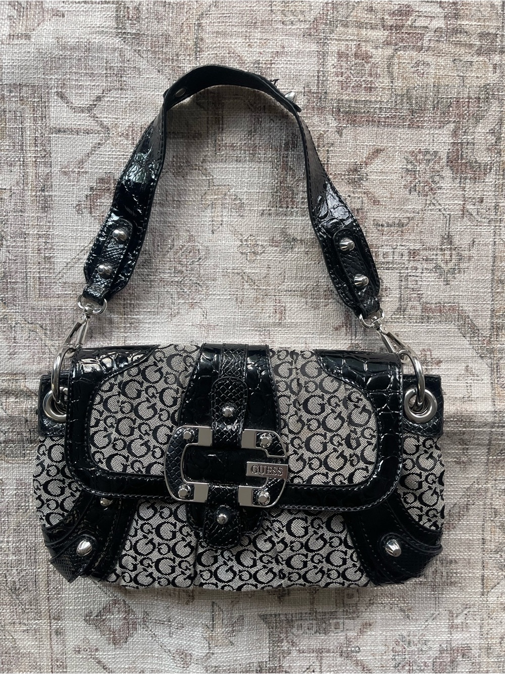 Guess Y2K 2000’s Black & Grey Signature Monogram Shoulder Bag